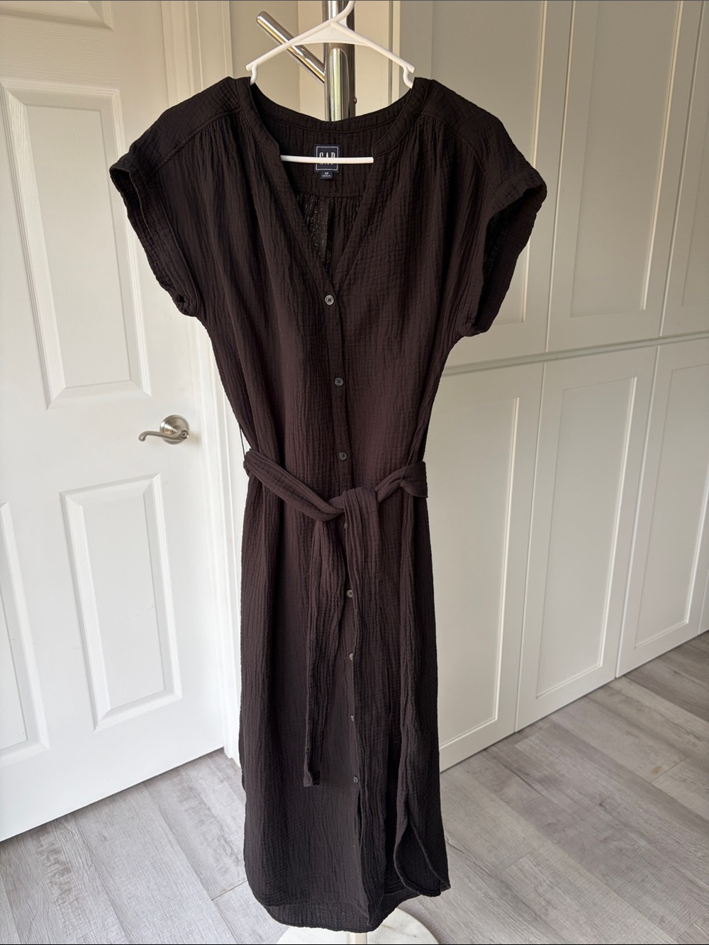GAP Gauze True Black Button-Front Midi Dress with Tie Waist, Size XS